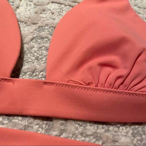 🚨 3 for $25 - VICTORIA’S Secret Coral Bikini - Picture 4 of 13
